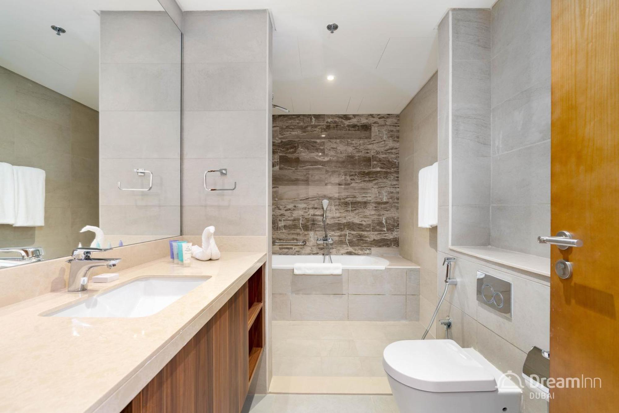 Dream Inn Apartments - Mina By Azizi Dubai Eksteriør billede